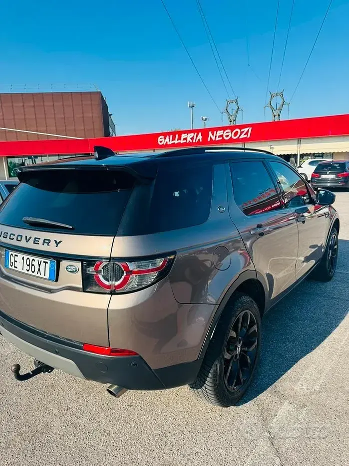 Usata Land Rover Discovery Sport 150 CV (110 kW) 2017 Giallo SUV