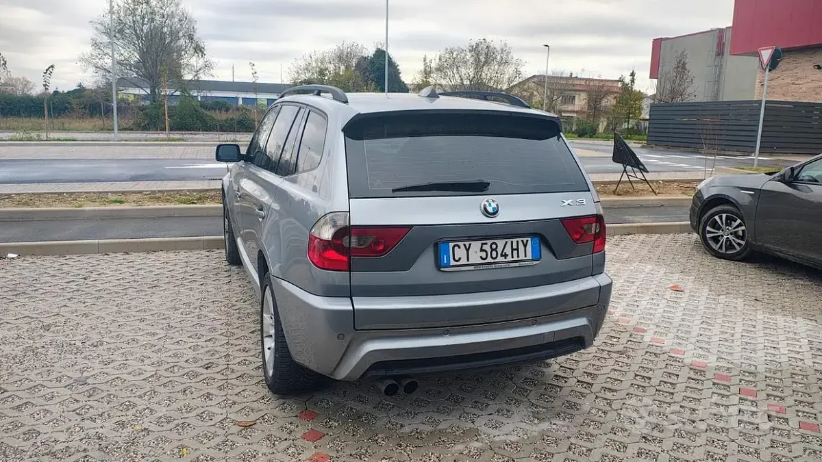 Usata BMW X3 M Sport 218 CV (160 kW) 2006 Grigio SUV