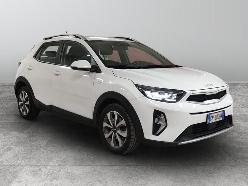 Usata Kia Stonic Urban 82 CV (60 kW) 2023 Bianco SUV