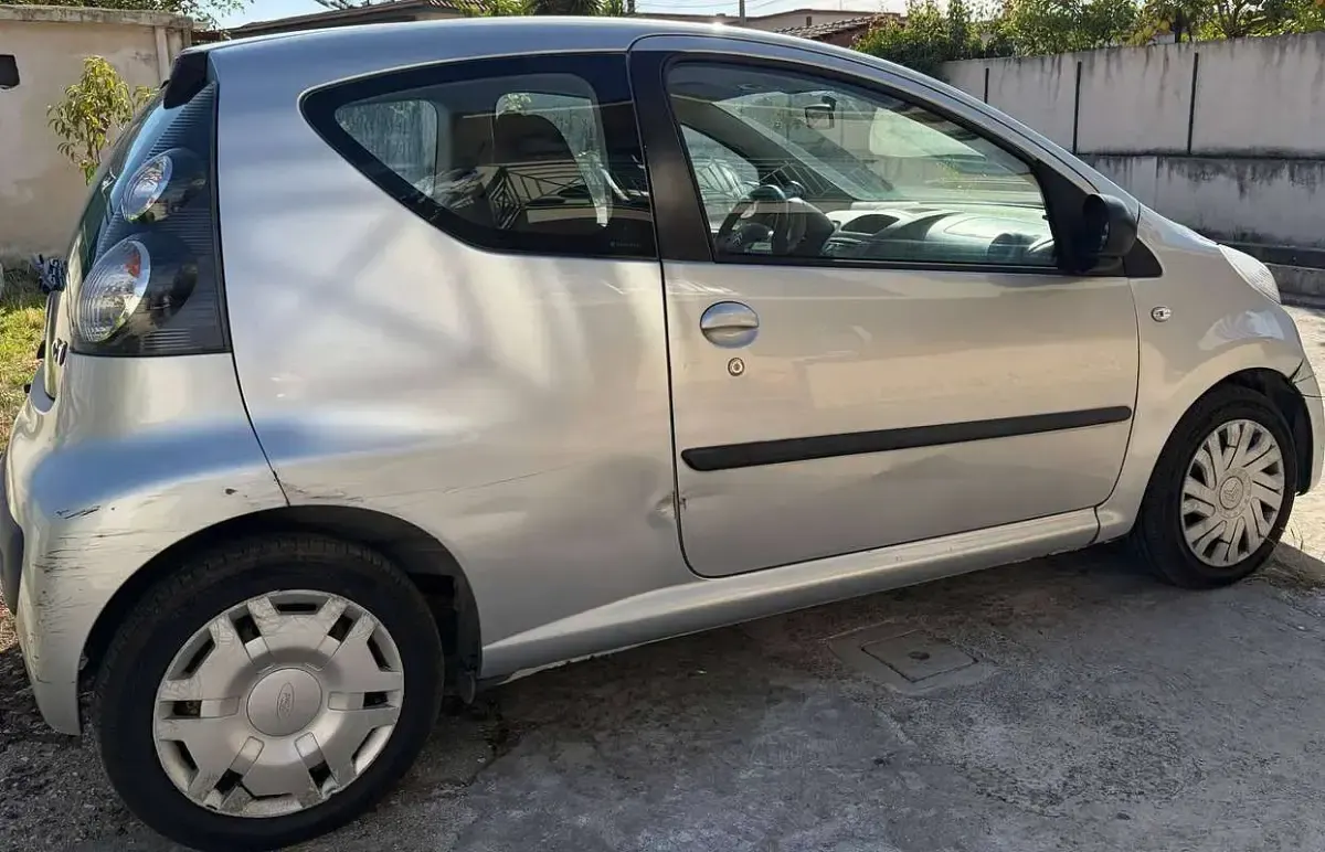Usata Citroën C1 68 CV (50 kW) 2006 Argento Utilitaria