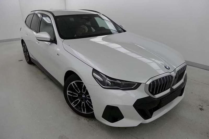 Bianco Usata 2025 BMW 520 M Sport Station wagon | 48.990 € (Super prezzo) - Immagine 1/4