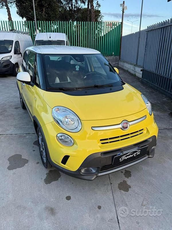 Usata Fiat 500L Trekking 105 CV (77 kW) 2014 Giallo Monovolume