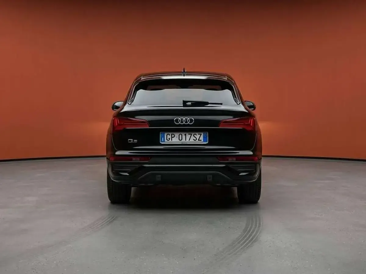 Usata Audi Q5 Sportback Advanced 204 CV (150 kW) 2023 Grigio SUV