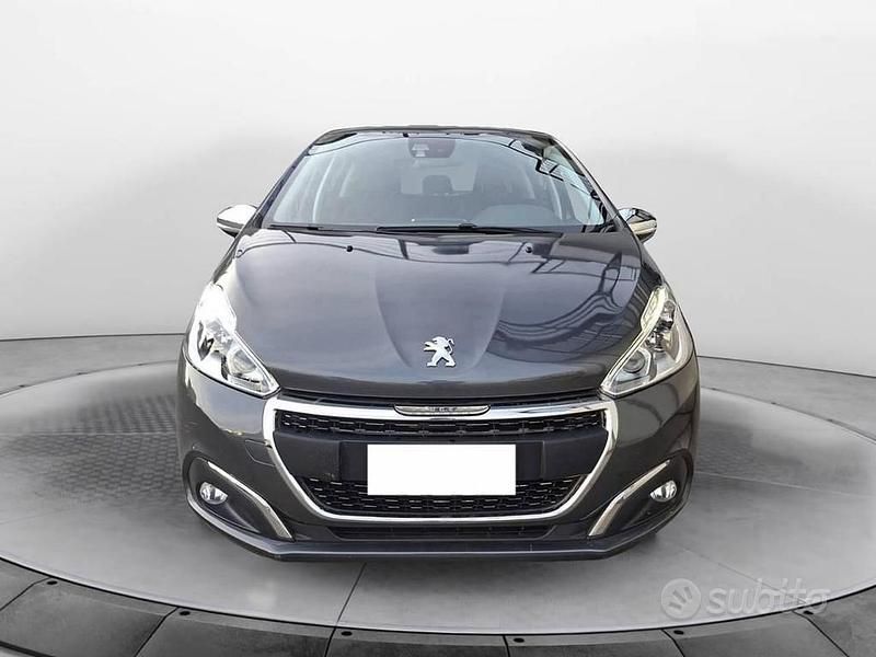 Usata Peugeot 208 Allure 100 CV (73 kW) 2017 Grigio Utilitaria
