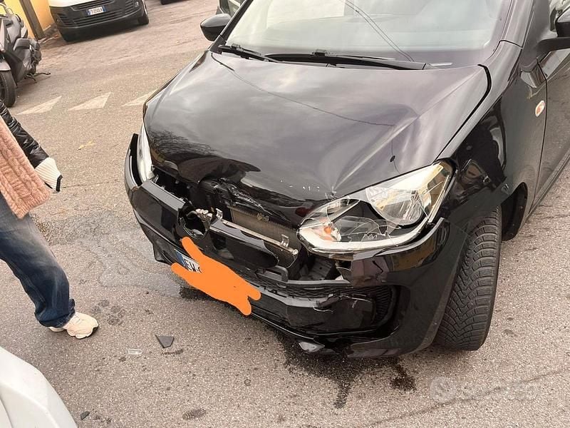 Begagnad VW up! 2014 Halvkombi