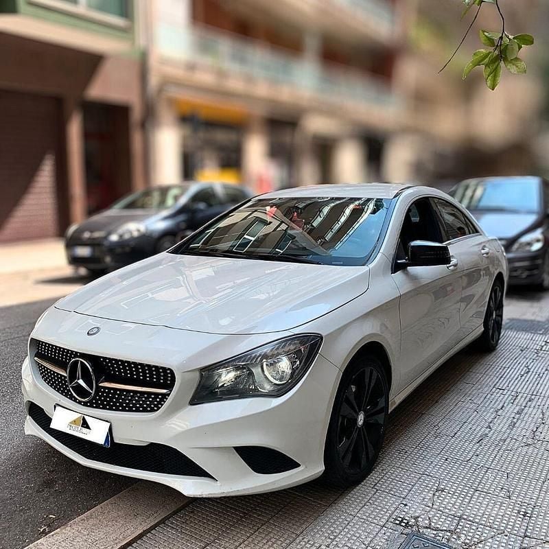 Usata Mercedes CLA180 Premium 109 CV (80 kW) 2014 Bianco Berlina