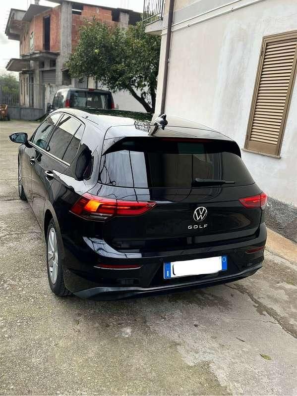 Usata VW Golf VII Life 150 CV (110 kW) 2020 Nero Berlina