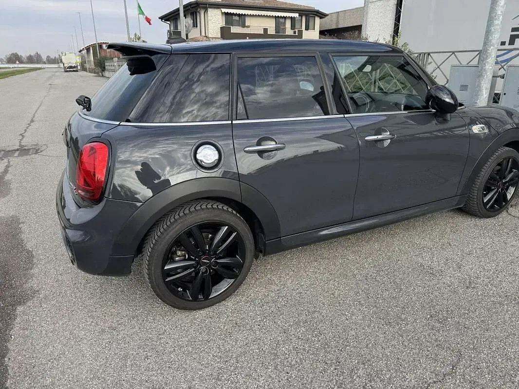 Usata Mini Cooper S Hype 192 CV (141 kW) 2018 Grigio Utilitaria
