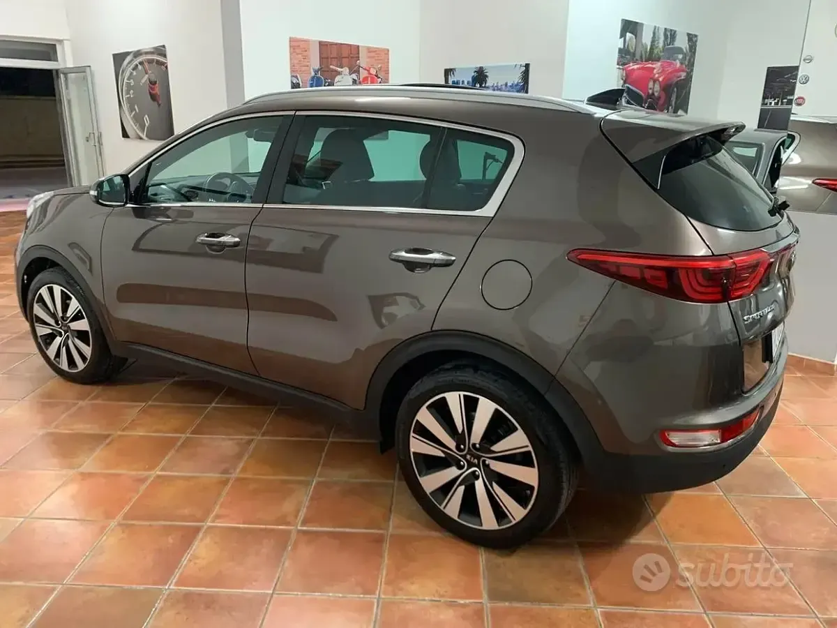 Usata Kia Sportage GT-Line 116 CV (85 kW) 2017 Marrone SUV