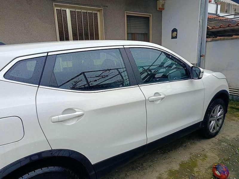 Usata Nissan Qashqai Acenta 110 CV (80 kW) 2016 SUV
