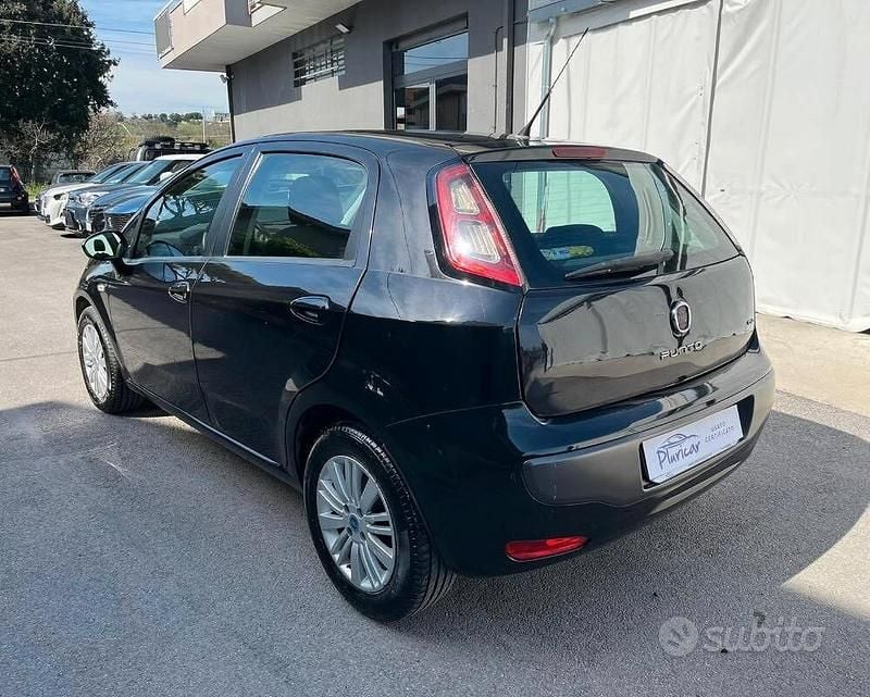 Usata Fiat Punto Evo Dynamic 75 CV (55 kW) 2010 Utilitaria