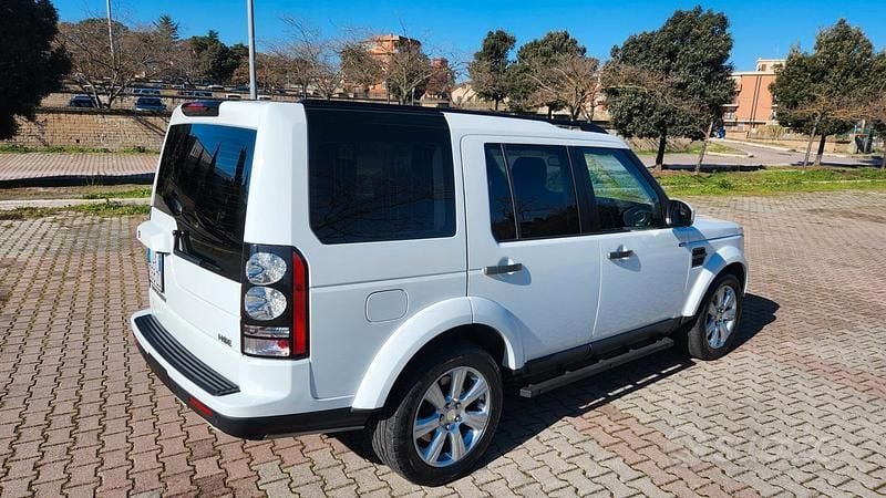 Usata Land Rover Discovery 4 HSE 249 CV (183 kW) 2015 Bianco SUV