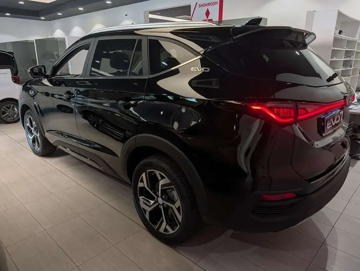 Nuova EVO Evo 7 165 CV (121 kW) 2026 Rosso SUV