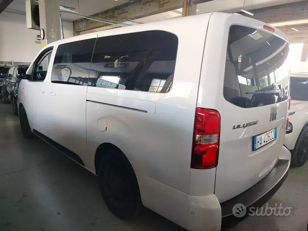 Usata Fiat Ulysse 130 kW (177 CV) 2025 Bianco Monovolume