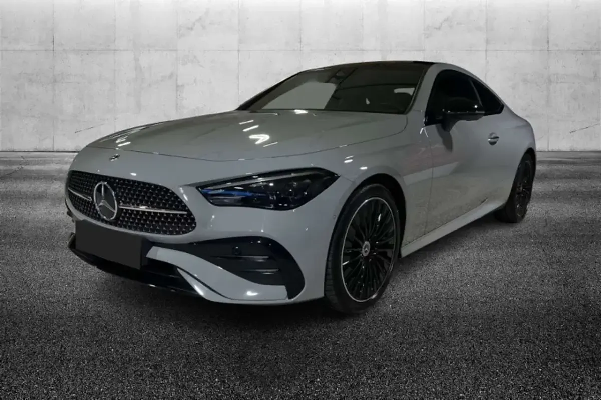 Usata Mercedes CLE300 Advanced Plus 258 CV (189 kW) 2024 Grigio Coupé