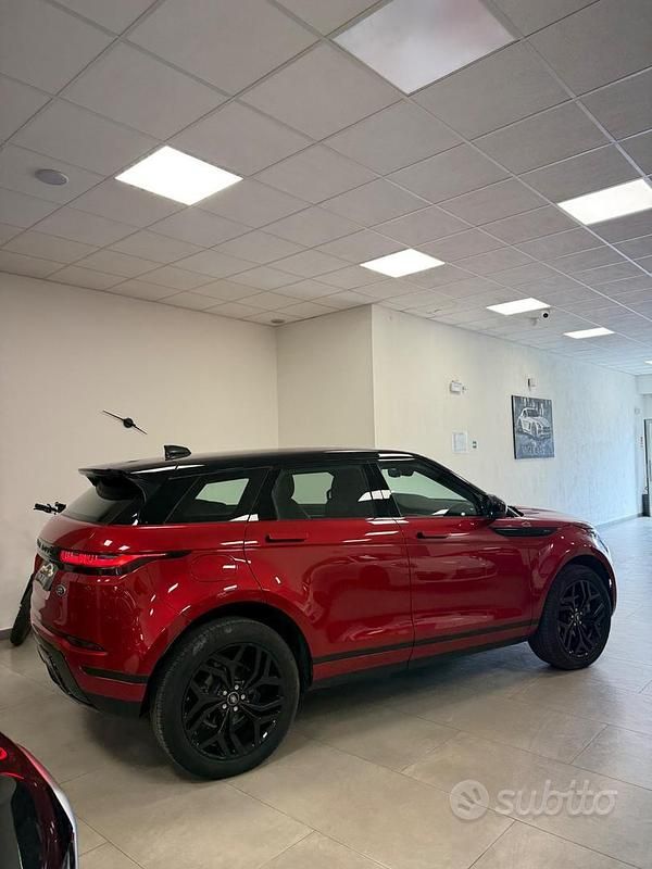 Usata Land Rover Range Rover evoque R-Dynamic 150 CV (110 kW) 2020 Rosso SUV