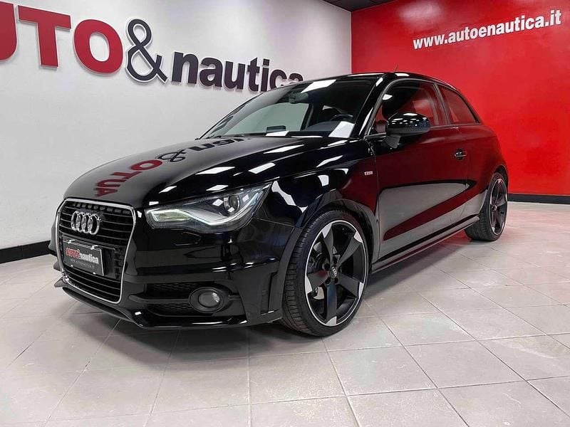 Nero Usata 2011 Audi A1 S-Line Tre volumi | 7900 € (Buon prezzo) - Immagine 1/3
