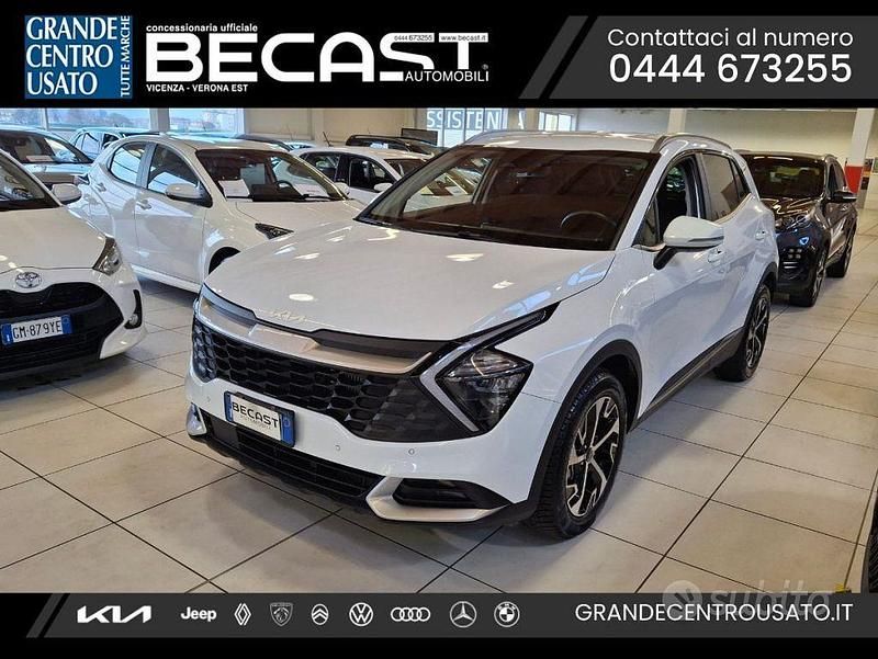 Bianco pastello Usata 2023 Kia Sportage Style SUV | 26.200 € (Super prezzo) - Immagine 1/4