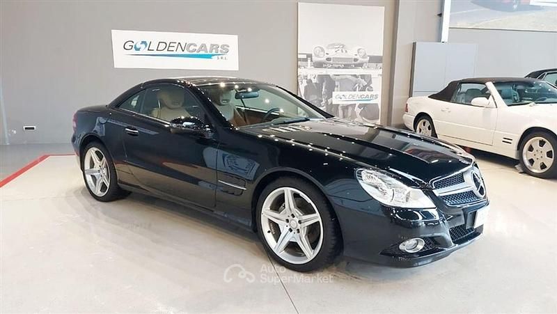 Usata Mercedes SL300 AMG 231 CV (169 kW) 2010 Nero ossidiana Cabrio