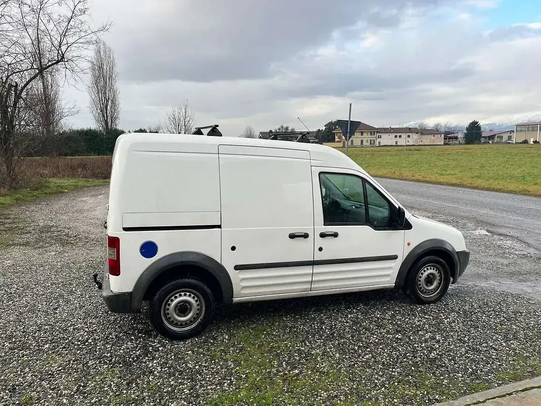 Begagnad Ford Transit 90 HK (66 kW) 2004 Vit Van
