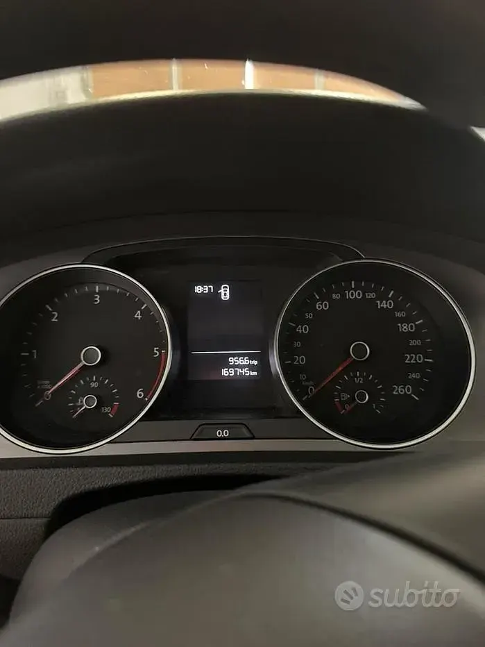 Usata VW Golf VII Trendline 90 CV (66 kW) 2015 Bianco Berlina