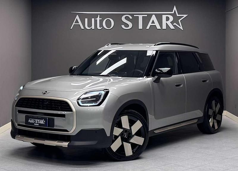Usata Mini Cooper Countryman Favoured 170 CV (125 kW) 2024 Grigio SUV