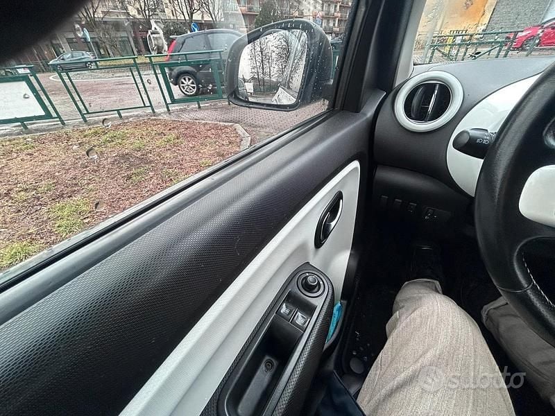 Usata Renault Twingo 90 CV (66 kW) 2016 Bianco Utilitaria