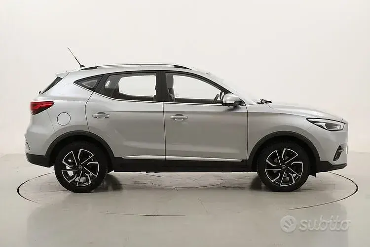 Usata MG ZS Luxury 111 CV (81 kW) 2022 Grigio SUV