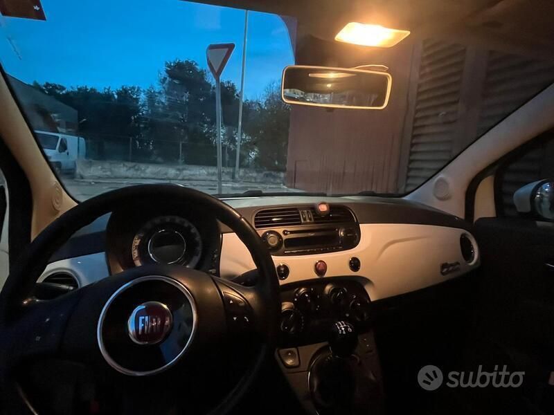 Usata Fiat 500 75 CV (55 kW) 2010 Bianco Utilitaria