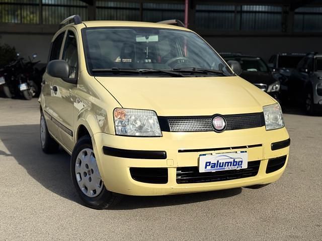 Usata Fiat Panda Dynamic 69 CV (50 kW) 2012 Giallo Berlina