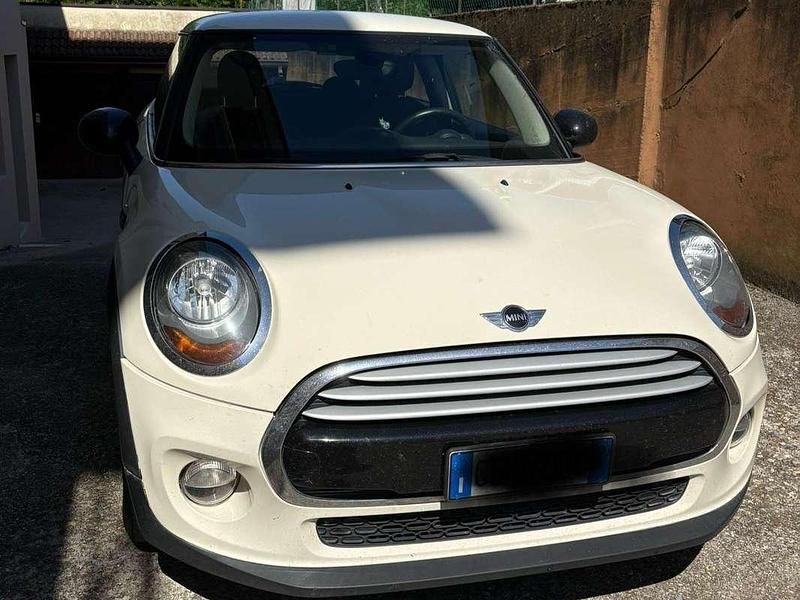 Usata Mini One D Business 95 CV (69 kW) 2016 Bianco Utilitaria