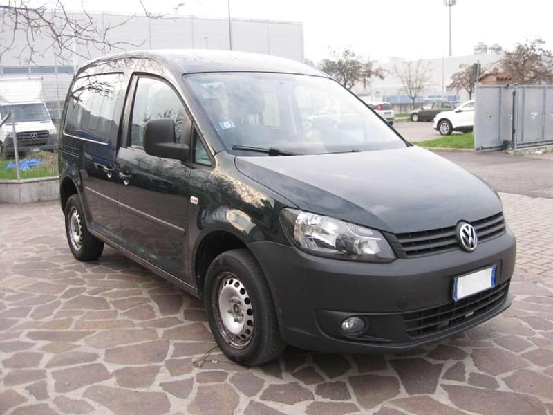 Usata VW Caddy 110 CV (80 kW) 2012 Nero Monovolume