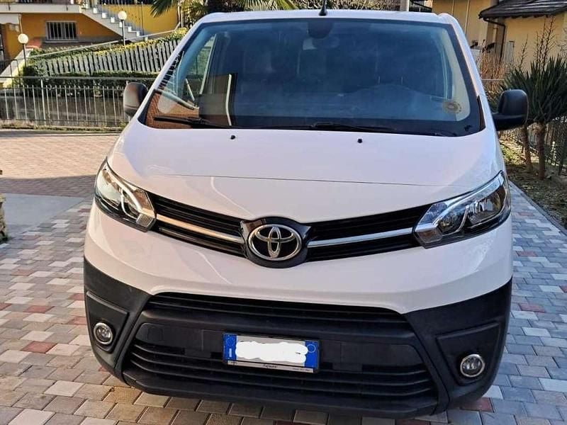 Usata Toyota Proace Comfort 122 CV (89 kW) 2020 Bianco Monovolume