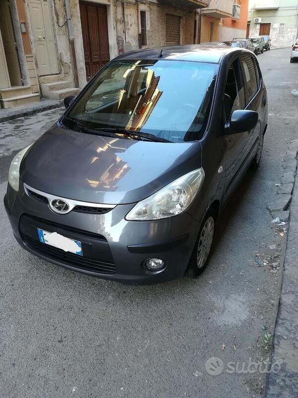 Usata Hyundai i10 66 CV (48 kW) 2009 Grigio Utilitaria