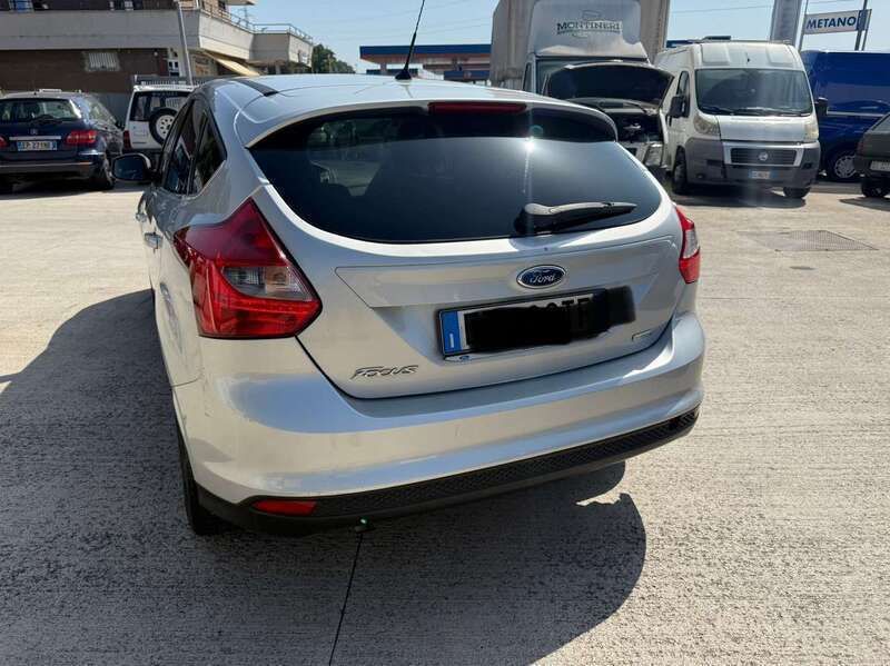 Usata Ford Focus Titanium S 101 CV (74 kW) 2014 Grigio Berlina