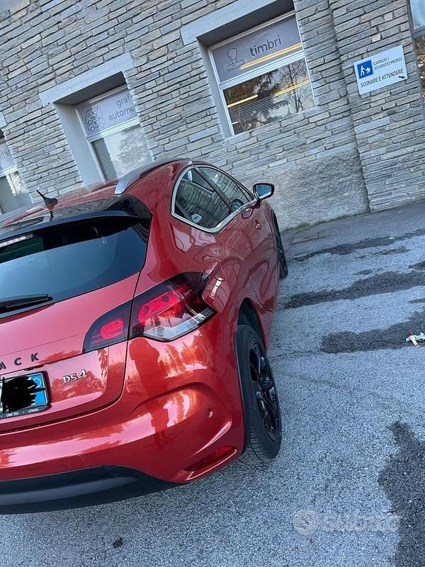 Usata DS Automobiles DS4 Crossback Sport Chic 120 CV (88 kW) 2017 Rosso SUV