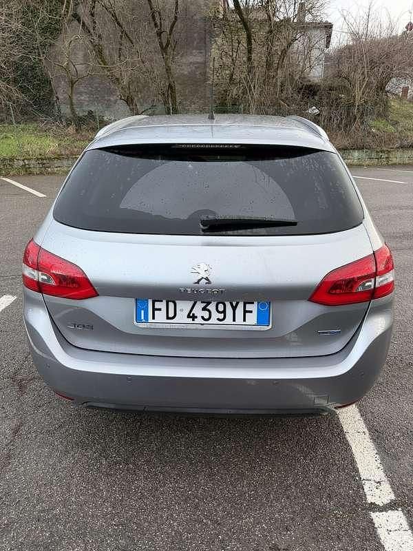 Usata Peugeot 308 SW Allure 120 CV (88 kW) 2016 Station wagon