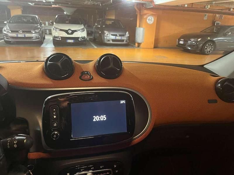 Usata Smart ForFour Passion 90 CV (66 kW) 2015 Utilitaria