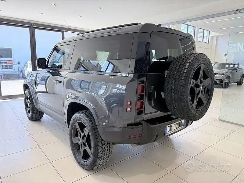 Usata Land Rover Defender SE 2023 Grigio SUV