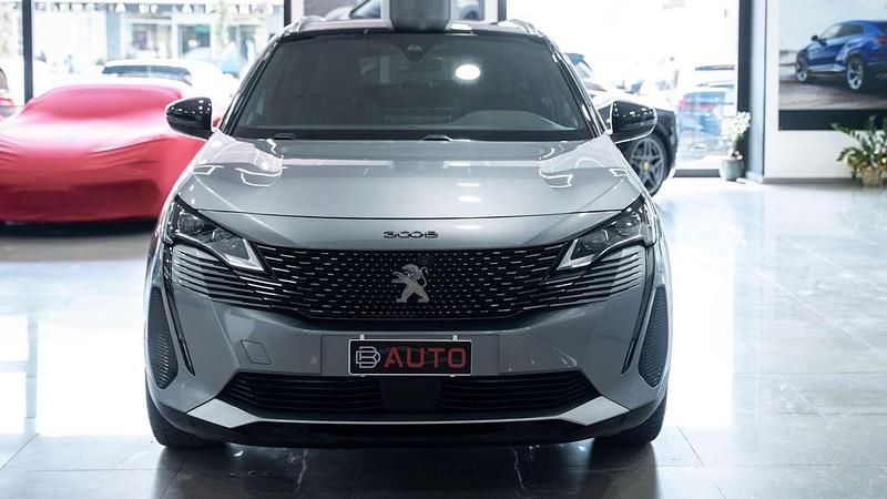 Usata Peugeot 3008 GT 131 CV (96 kW) 2022 Argento metallizzato SUV