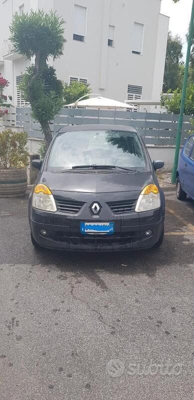 Nero Usata 2005 Renault Modus Monovolume | 1700 € - Immagine 1/4