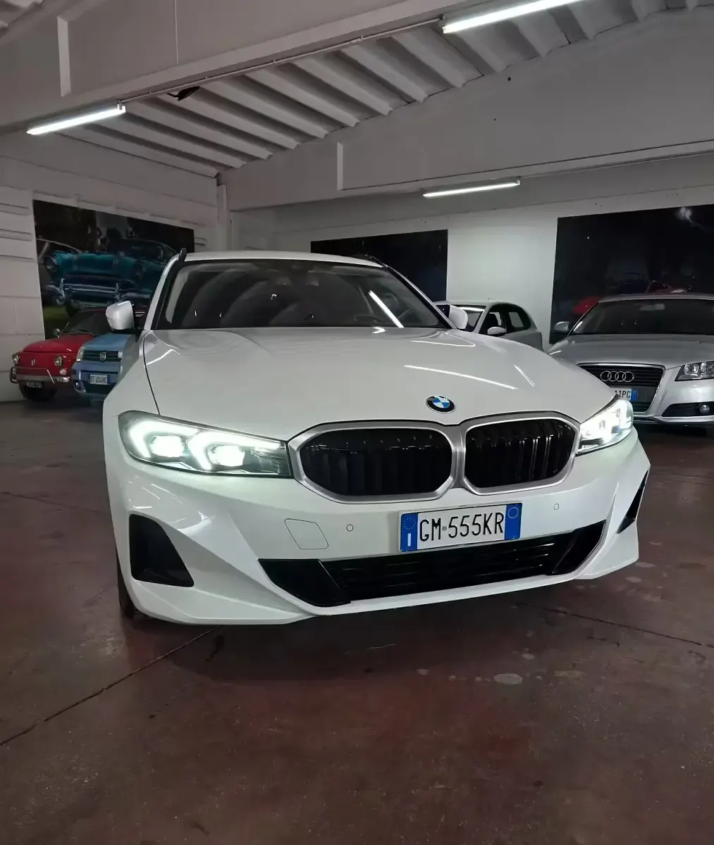 Usata BMW 318 Comfort Edition 149 CV (109 kW) 2022 Bianco Station wagon