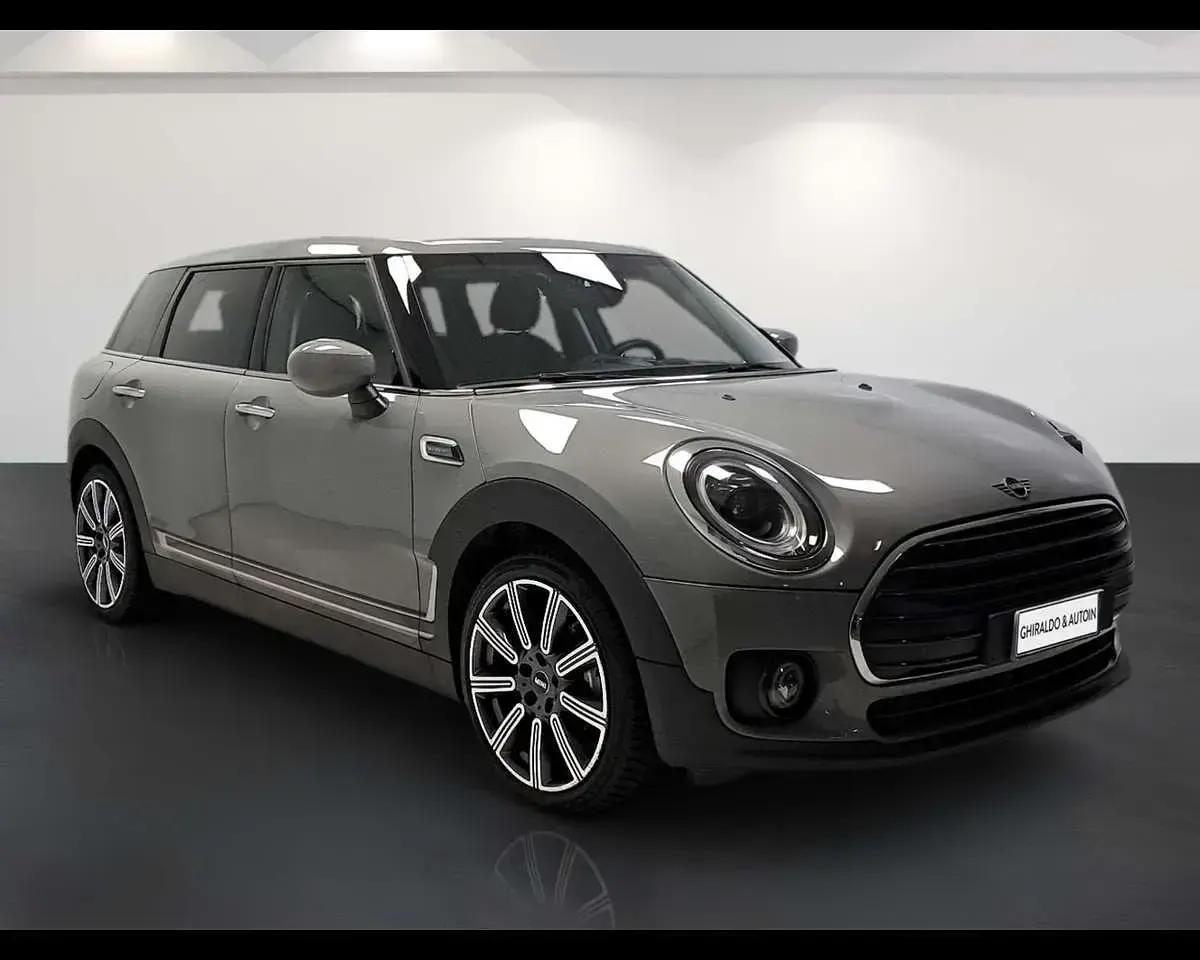Usata Mini One Clubman 102 CV (75 kW) 2022 Grigio Station wagon