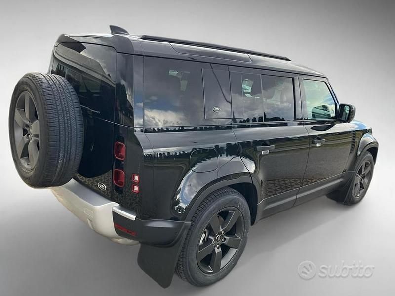 Usata Land Rover Defender 241 CV (177 kW) 2021 Nero SUV