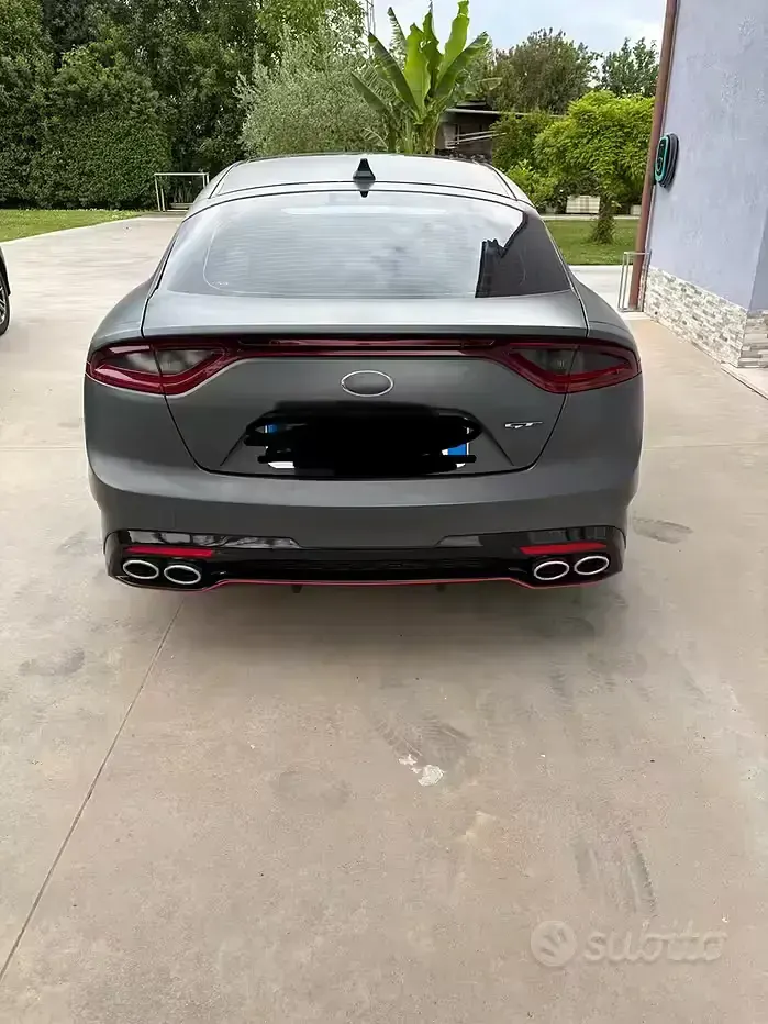 Usata Kia Stinger GT 366 CV (269 kW) 2020 Grigio Utilitaria