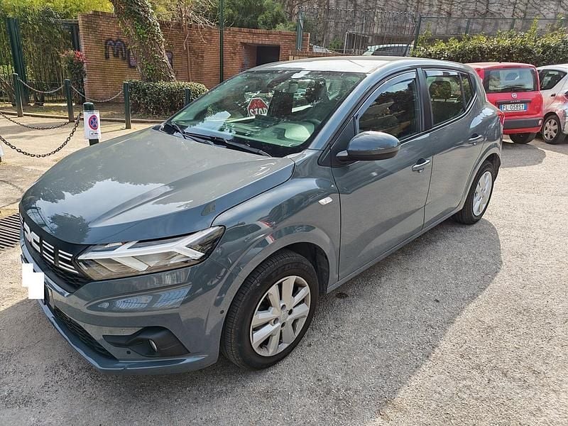 Usata Dacia Sandero 100 CV (73 kW) 2023 Grigio Utilitaria