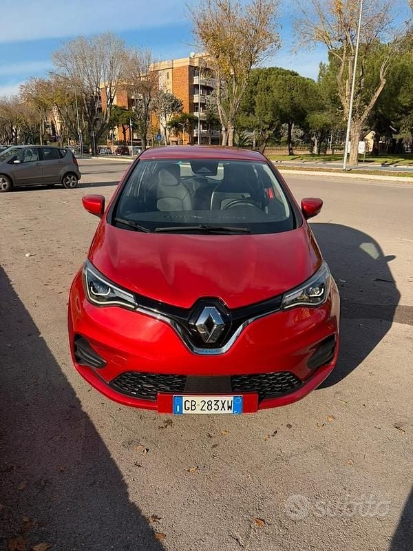 Usata Renault Zoe 22 kW (30 CV) 2020 Rosso Utilitaria