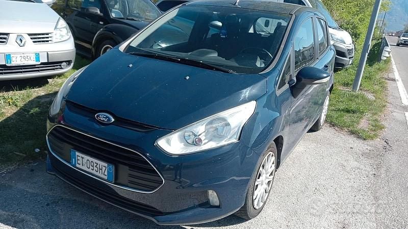 Usata Ford B-MAX 95 CV (69 kW) 2014 Blu Monovolume