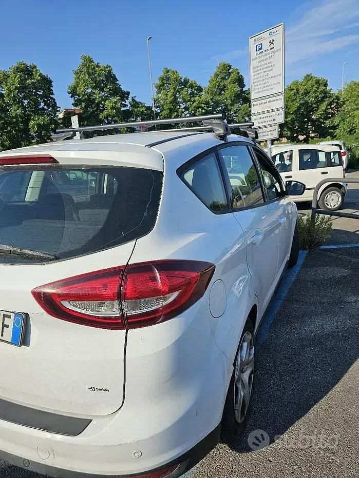 Usata Ford C-MAX 95 CV (69 kW) 2015 Monovolume