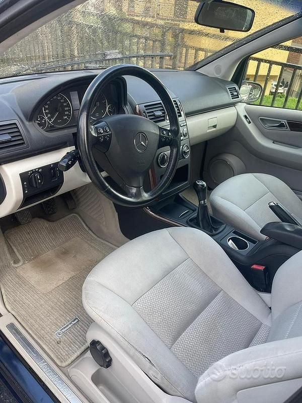 Usata Mercedes A180 Elegance 109 CV (80 kW) 2005 Monovolume